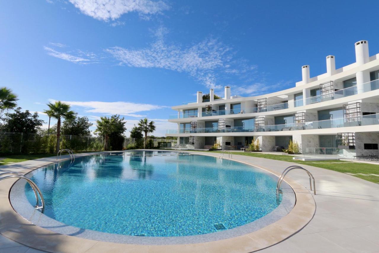 Apartment 24 B3 - Cleverdetails, Luxury 2 Bedroom Located In A Short Walking Distance To The Marina, Falesia And Supermarket *